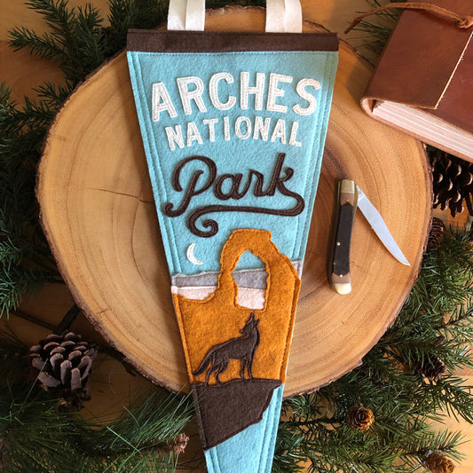 Arches Pennant