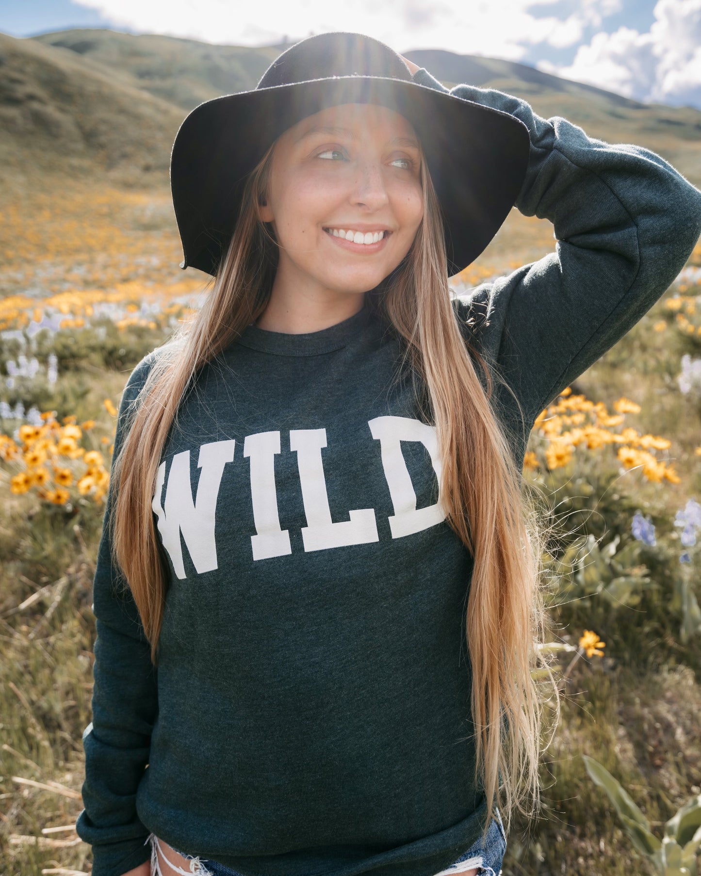 Wild Crewneck - Heather Forest